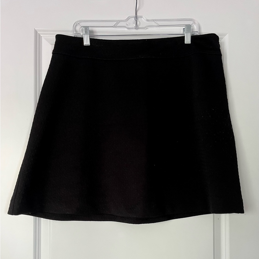 Black Adrienne Vittadini Skirt (XL)